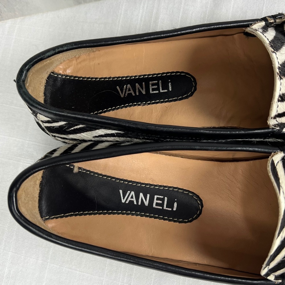 VAN ELI Zebra Print Calf Hair Loafer Flats Women's Size 7.5 Black White - Picture 8 of 9